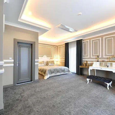 D'lux Boutique Hotell