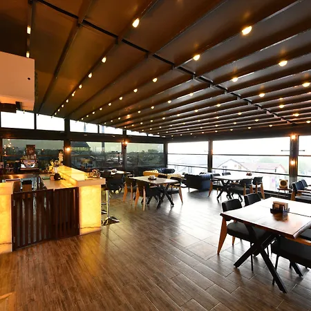 D'lux Boutıque Izmit