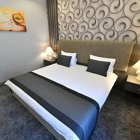 D'lux Boutique Izmit